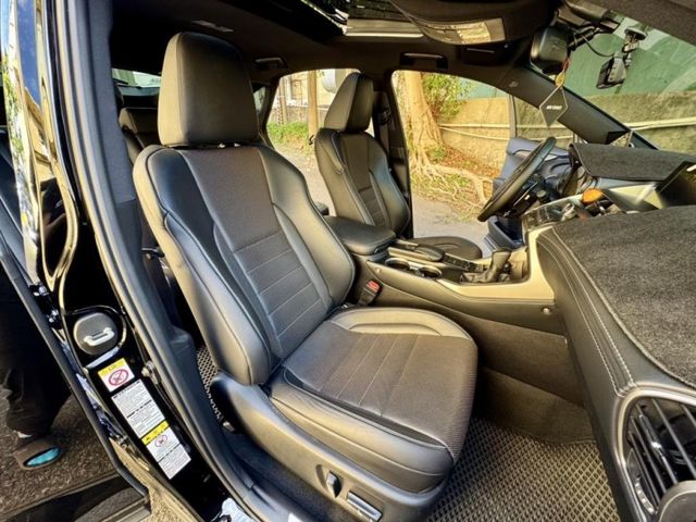 Lexus NX  第3張相片