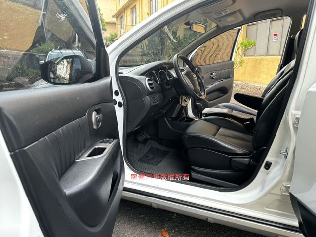 Nissan Livina  第8張相片