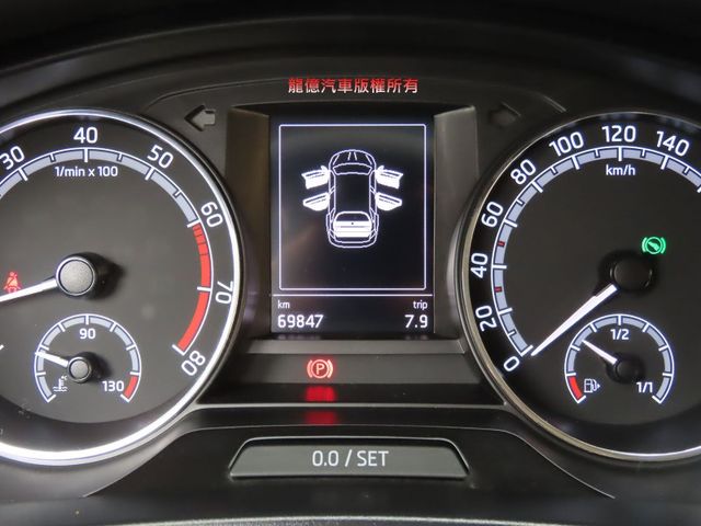 Skoda Rapid  第7張相片