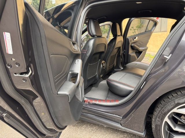 Ford/福特 Focus  第9張相片