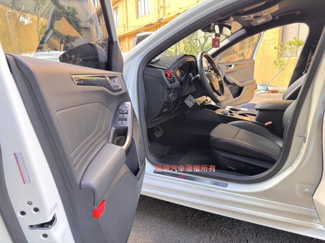 Ford/福特 Focus  第8張相片
