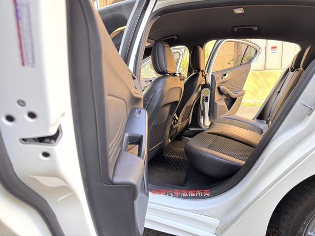 Ford/福特 Focus  第9張相片