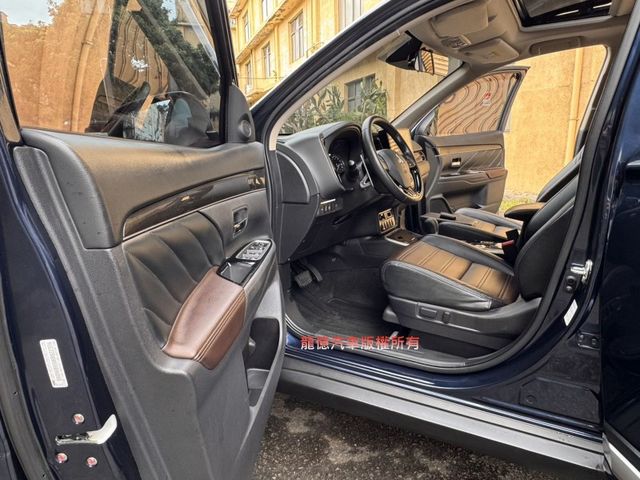 Mitsubishi Outlander  第8張相片