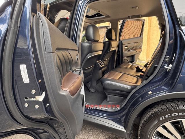 Mitsubishi Outlander  第9張相片