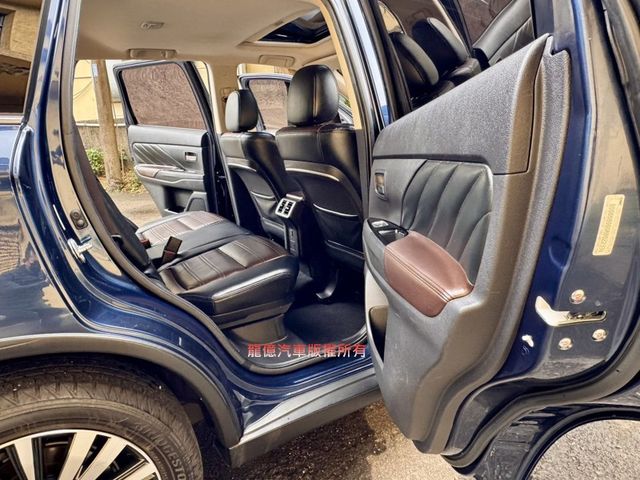 Mitsubishi Outlander  第11張相片
