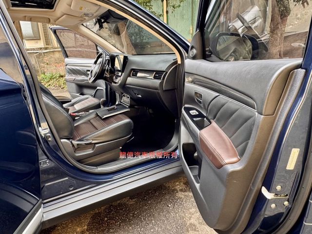 Mitsubishi Outlander  第12張相片