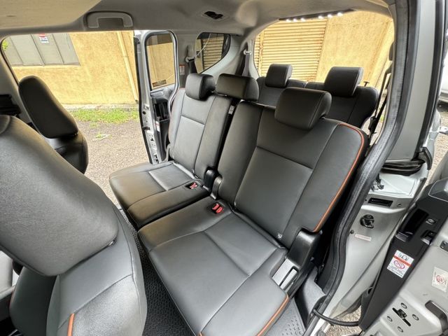 Toyota SIENTA  第2張相片