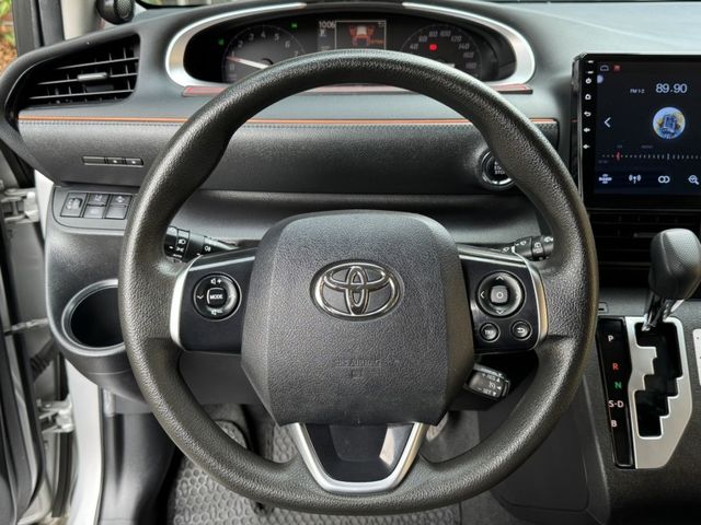 Toyota SIENTA  第19張相片