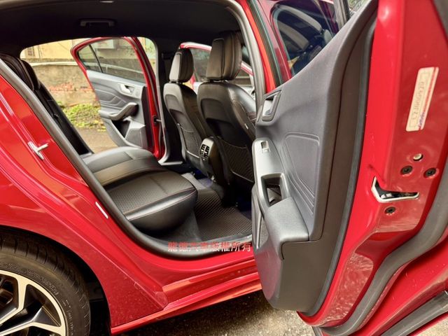 Ford/福特 Focus  第12張相片