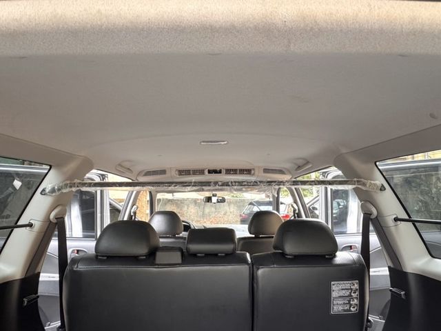 Mitsubishi Zinger  第15張相片
