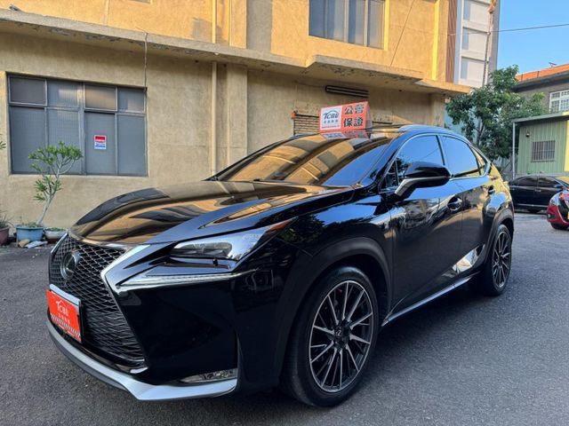 Lexus NX  第1張相片