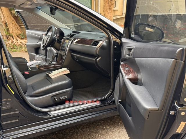 Toyota Camry  第9張相片