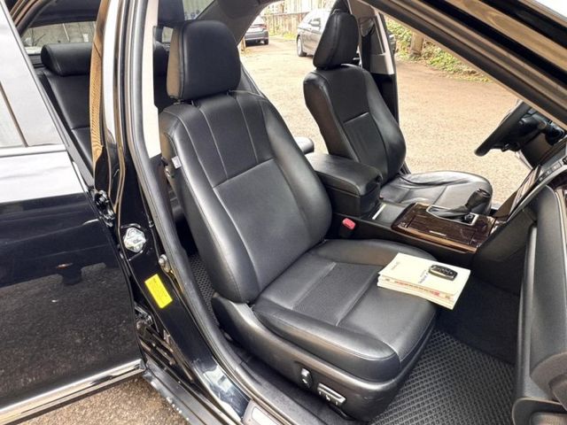 Toyota Camry  第13張相片