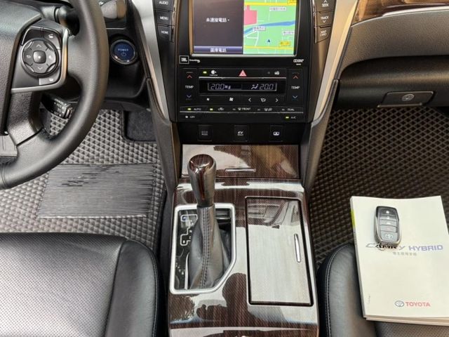 Toyota Camry  第18張相片
