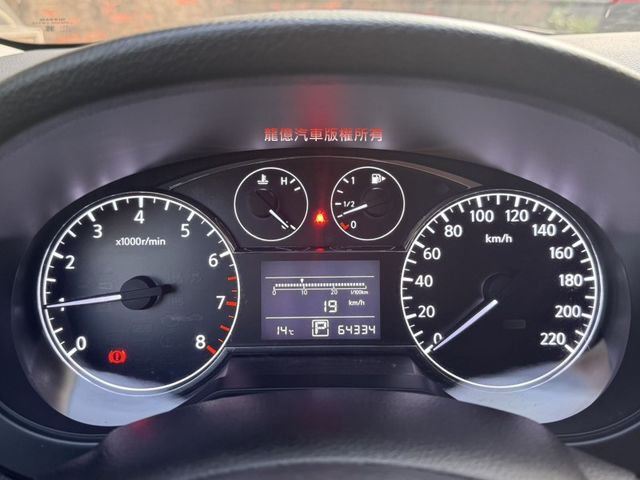 Nissan Tiida  第4張相片