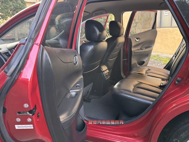 Nissan Tiida  第6張相片
