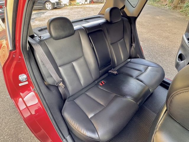 Nissan Tiida  第14張相片