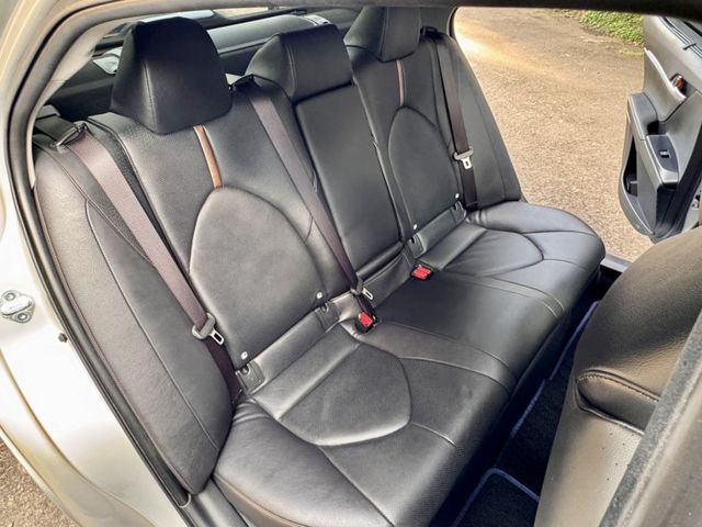 Toyota Camry  第14張相片