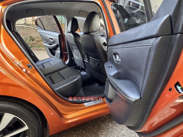 Nissan Sentra  第8張相片