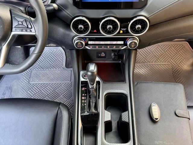 Nissan Sentra  第17張相片