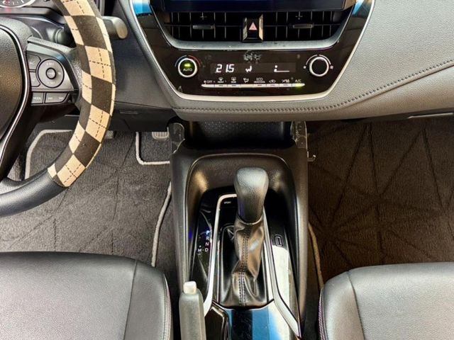 Toyota ALTIS  第18張相片