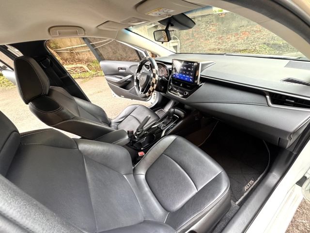 Toyota ALTIS  第19張相片