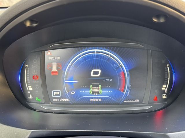 Mitsubishi Zinger  第4張相片