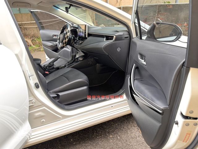 Toyota ALTIS  第9張相片