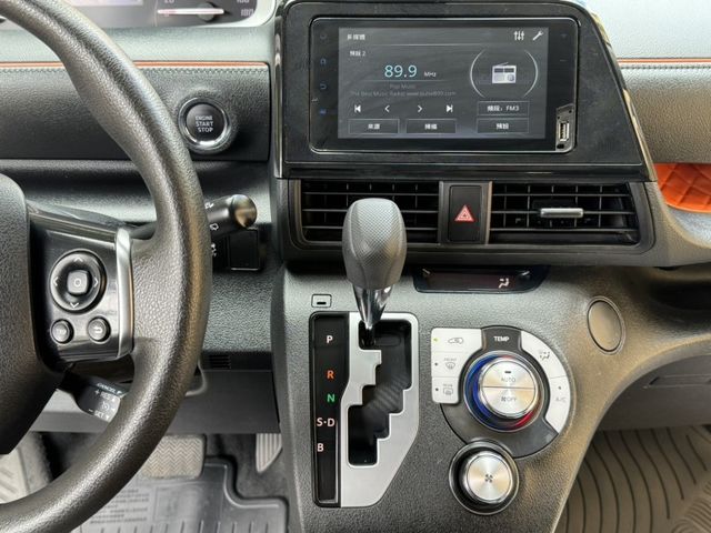 Toyota SIENTA  第15張相片