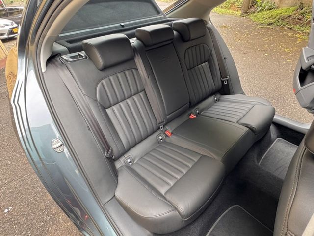 Skoda Superb  第14張相片