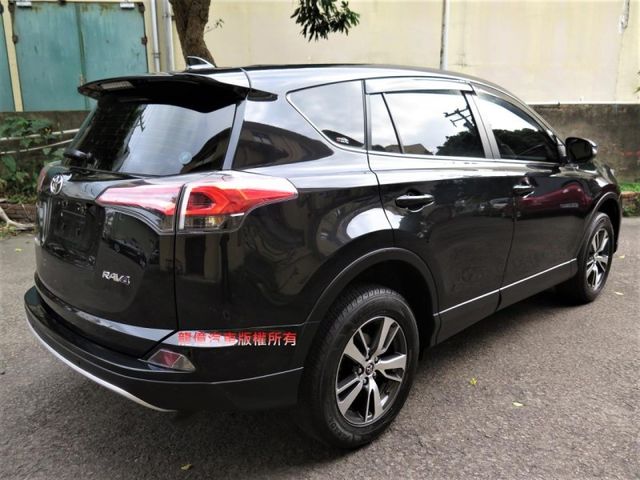 Toyota RAV4  第2張相片