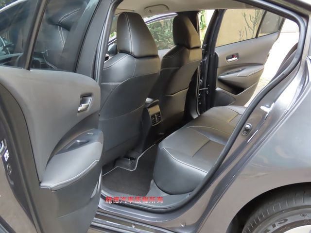 Toyota ALTIS  第6張相片