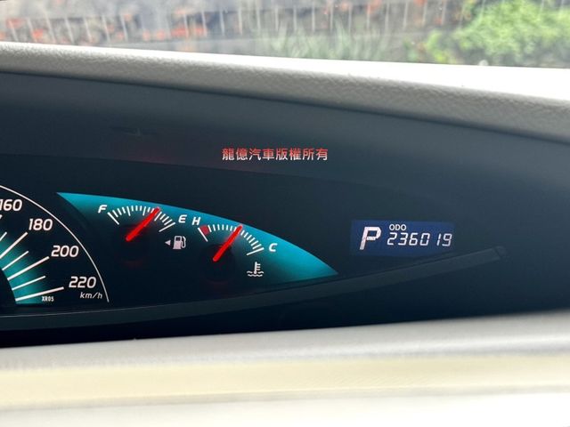 Toyota Previa  第4張相片