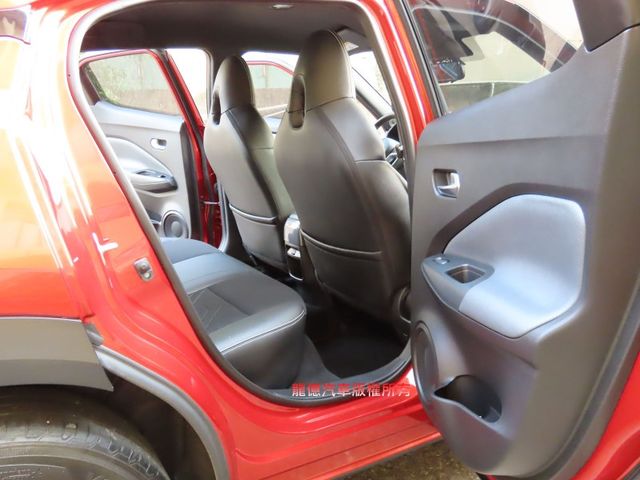 Nissan Juke  第8張相片