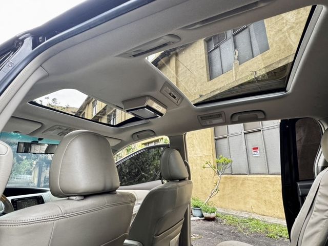 Toyota Previa  第18張相片