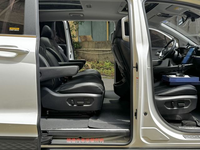 Hyundai Custin  第8張相片