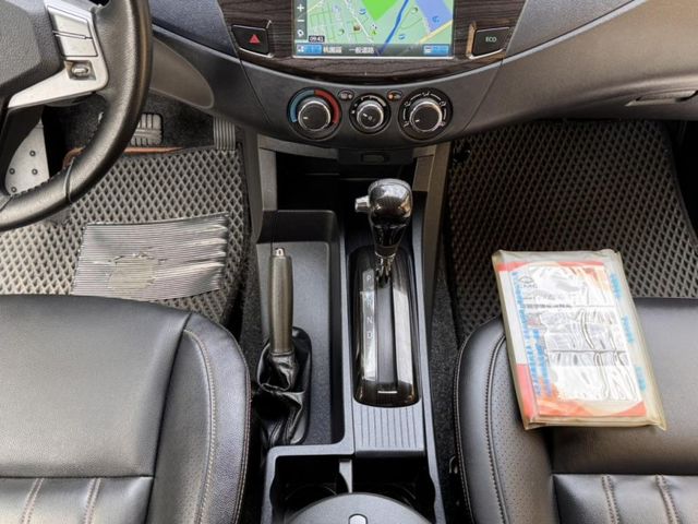 Mitsubishi Zinger  第19張相片