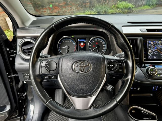 Toyota RAV4  第17張相片