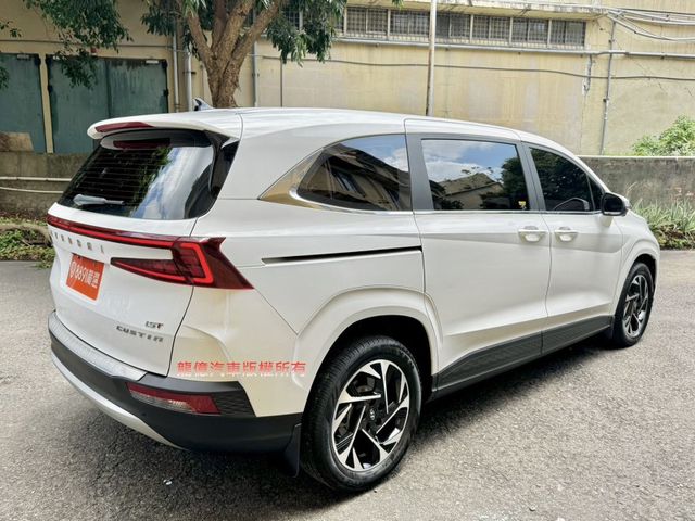 Hyundai Custin  第2張相片