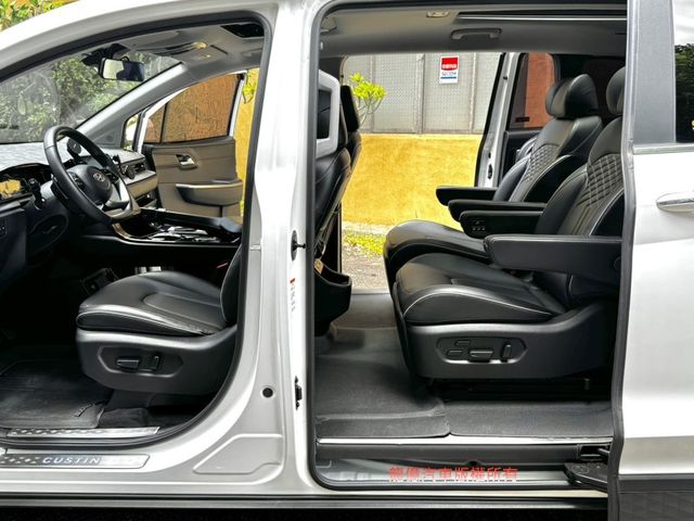 Hyundai Custin  第6張相片