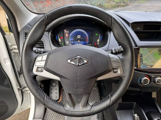Mitsubishi Zinger  第19張相片