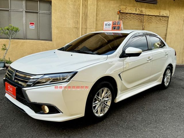 Mitsubishi Grand Lancer  第1張相片