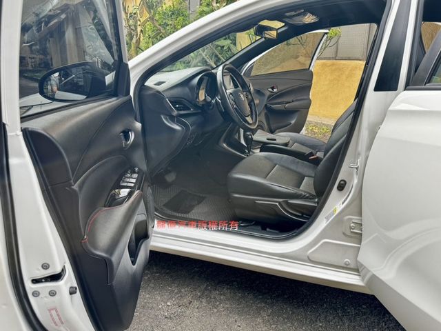 Toyota Yaris  第5張相片