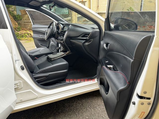 Toyota Yaris  第9張相片