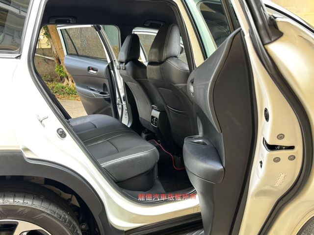 Toyota Corolla Cross  第8張相片