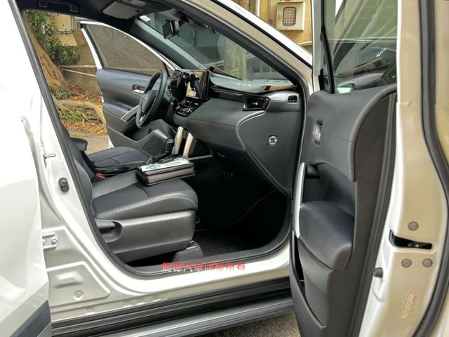 Toyota Corolla Cross  第9張相片