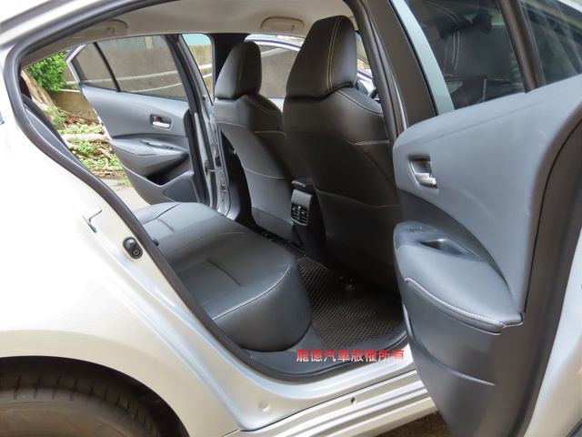 Toyota ALTIS  第8張相片