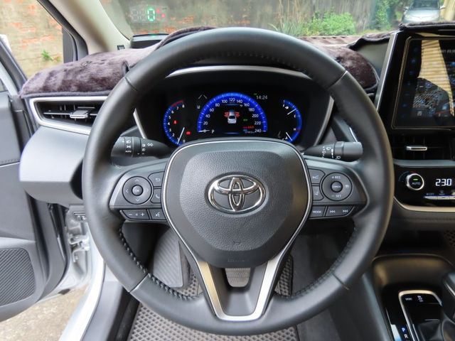 Toyota ALTIS  第15張相片