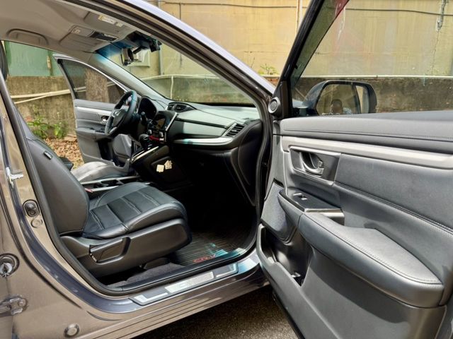 Honda CR-V  第9張相片