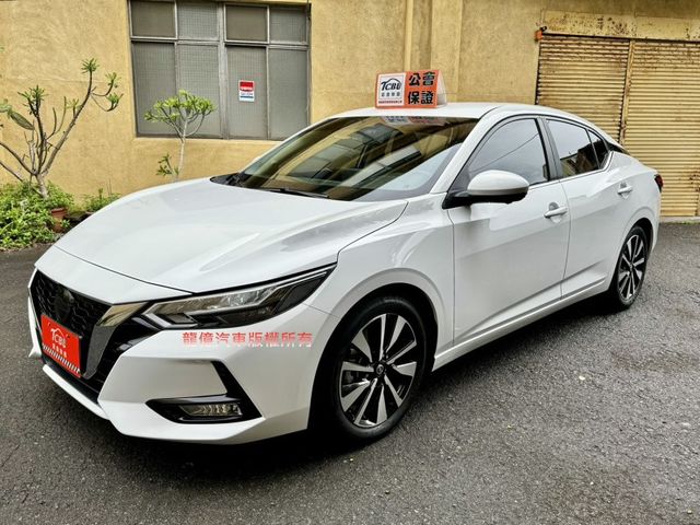 Nissan Sentra  第1張相片